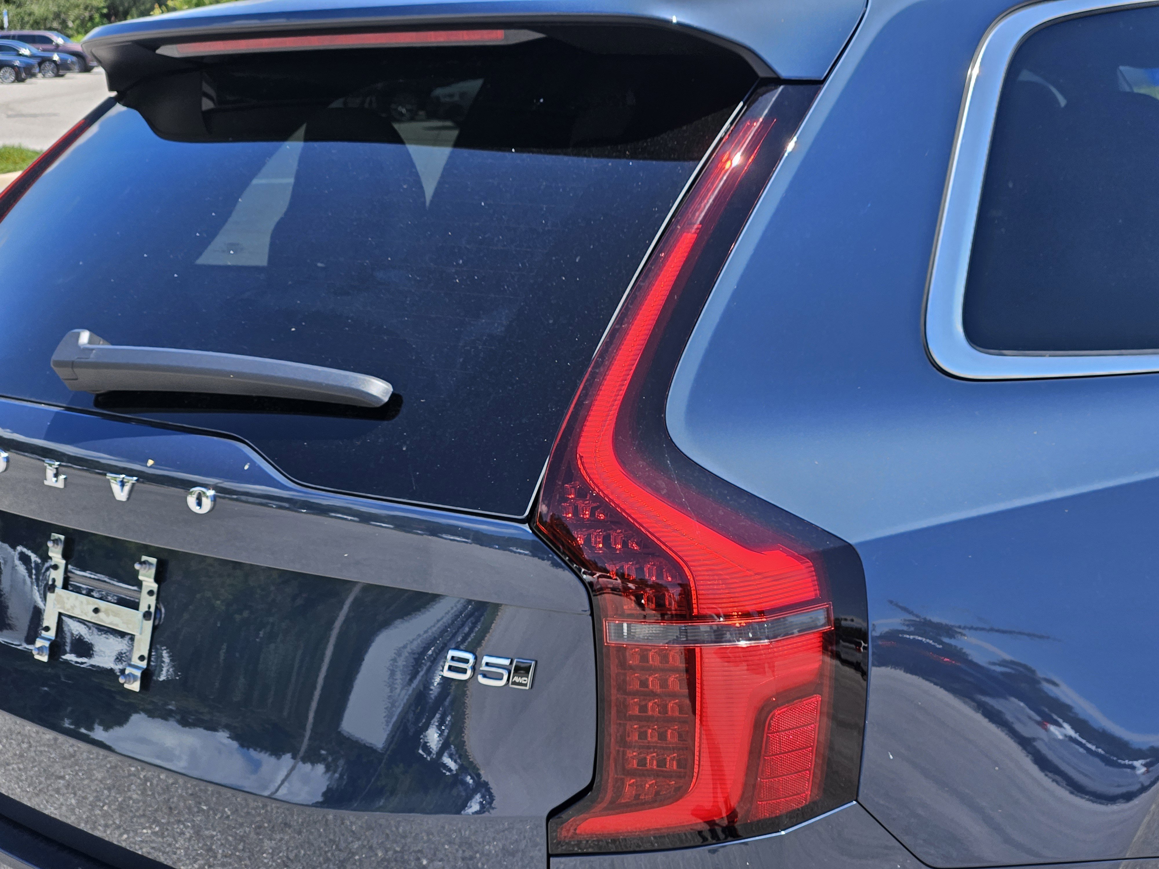 New 2026 Volvo XC90 B5 Plus image 10