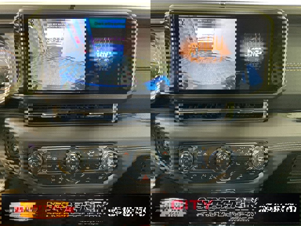 New 2026 Jeep Gladiator Sport image 23