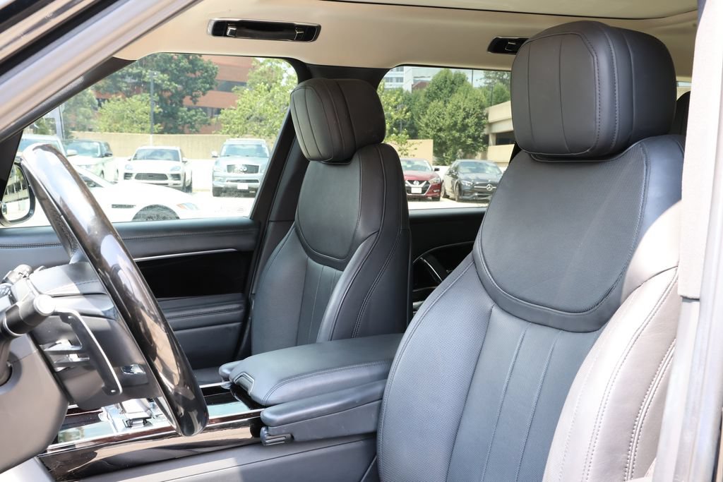 Used 2023 Land Rover Range Rover SE AWD/4WD image 11