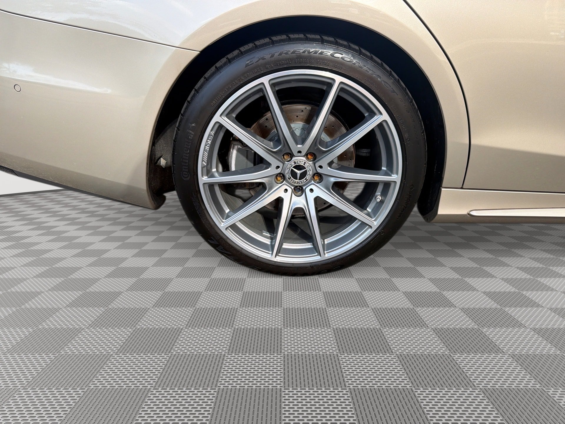 Used 2019 Mercedes-Benz S 560 Sedan image 30