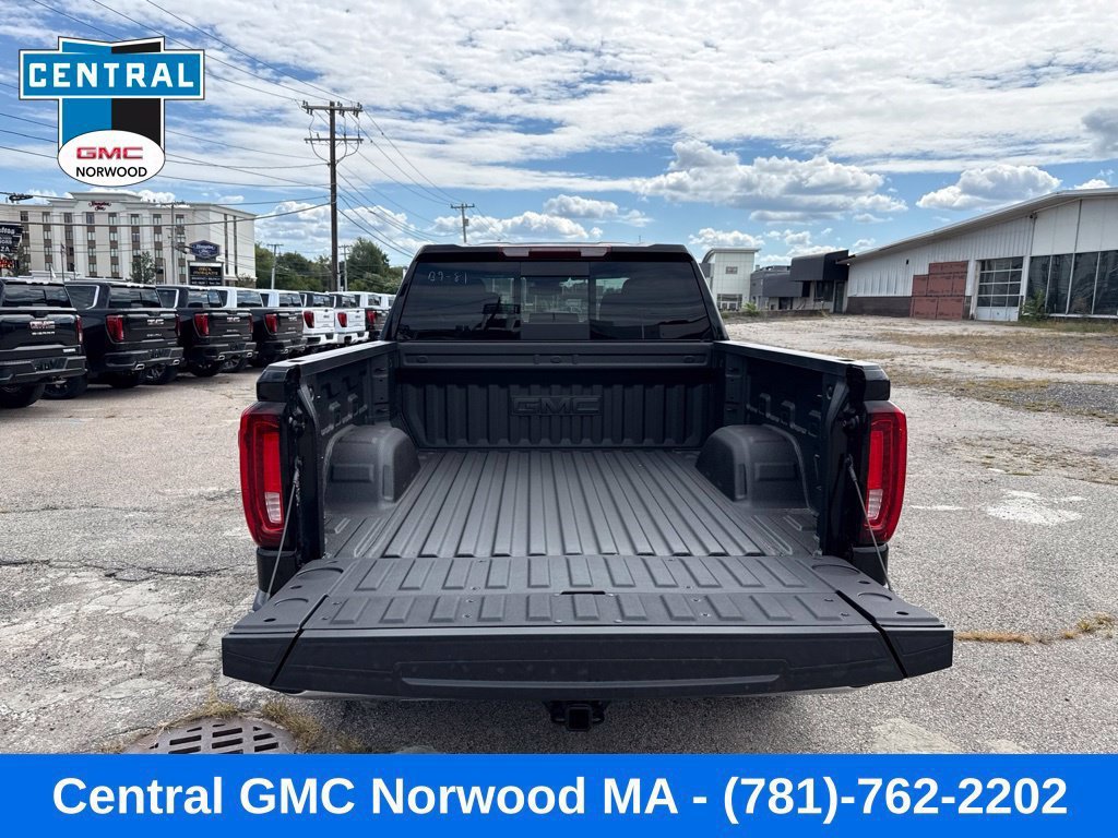 New 2026 GMC Sierra 1500 SLT w/ SLT Premium Plus Package AWD/4WD image 11