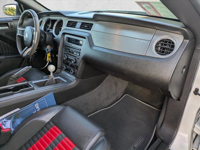 Used 2011 Ford Mustang Shelby GT500 image 19