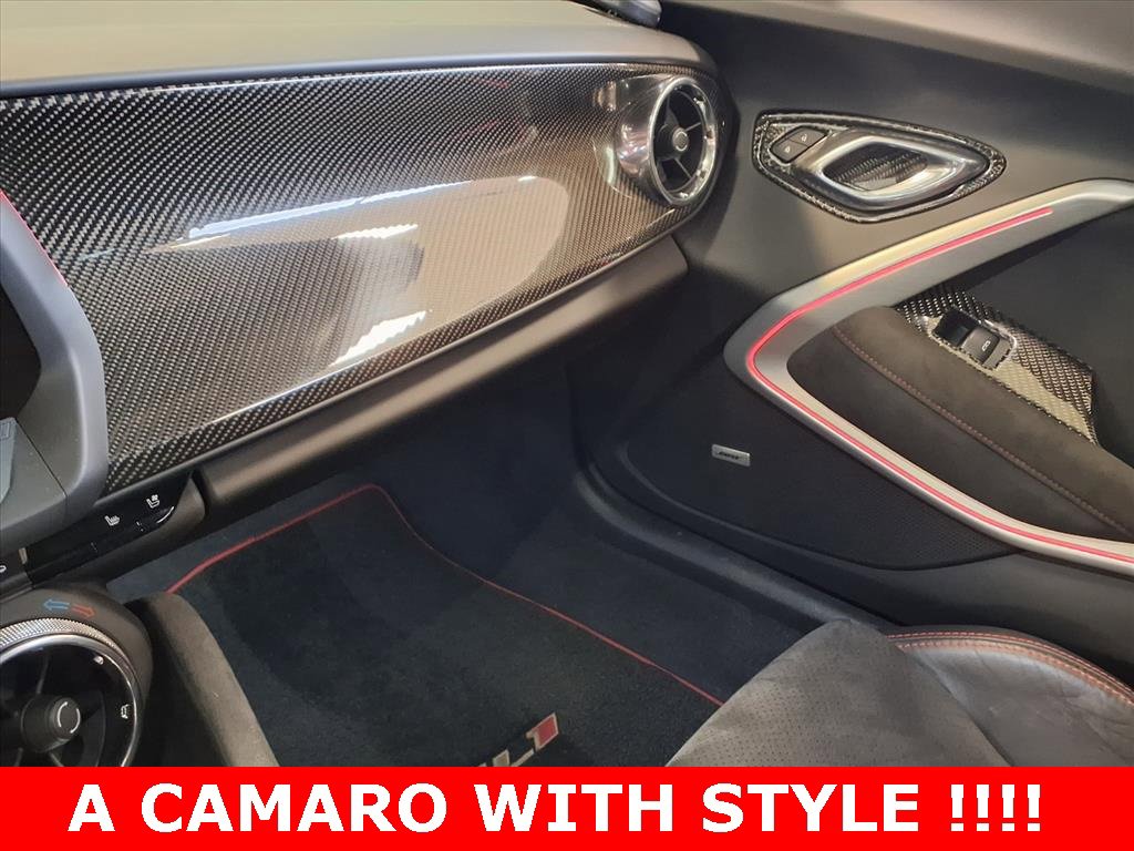 Used 2017 Chevrolet Camaro ZL1 image 18