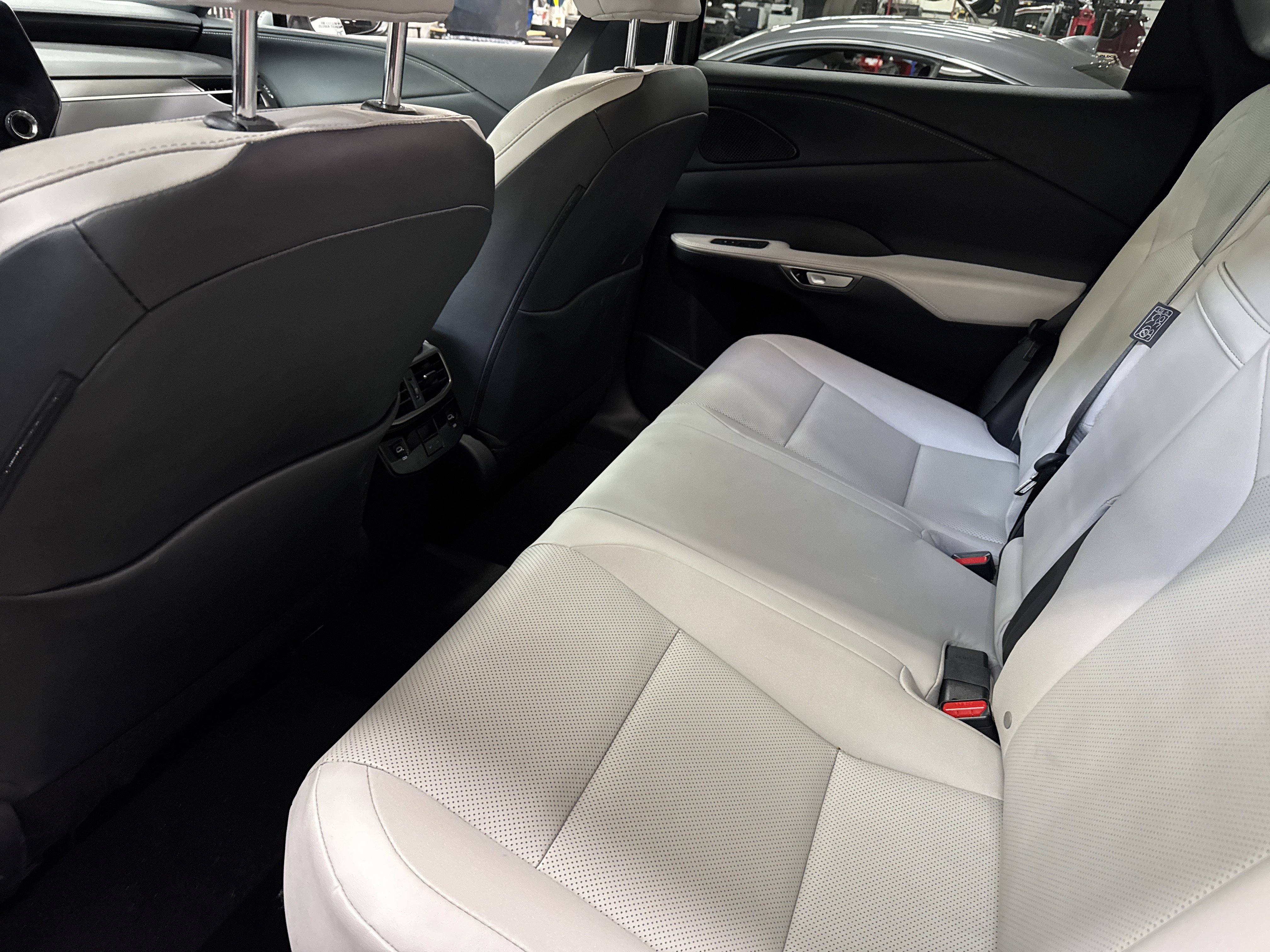 Certified 2023 Lexus RX 350 Premium w/ Cold Area Package image 5