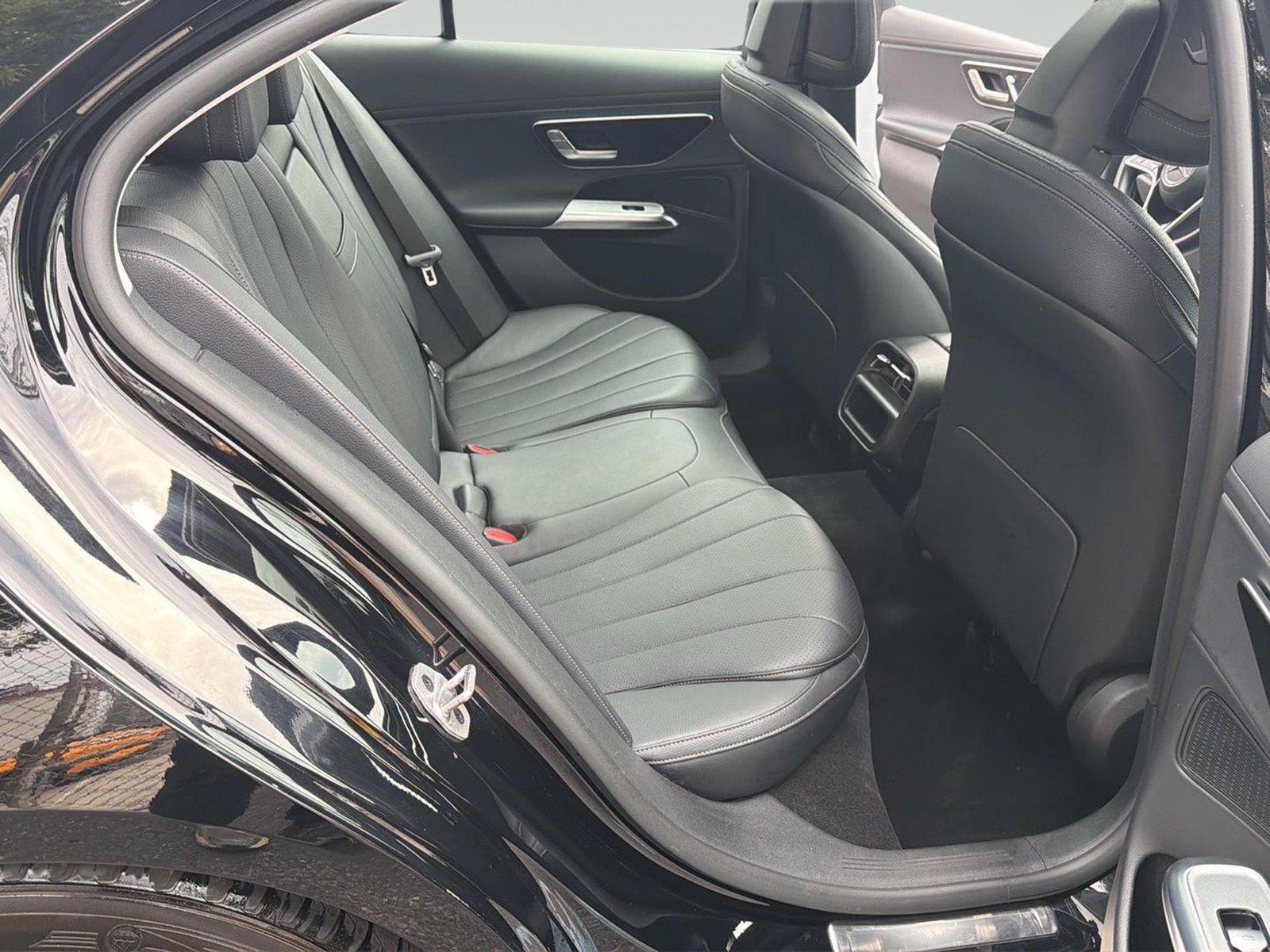 Used 2025 Mercedes-Benz E 350 4MATIC Sedan w/ Winter Package image 31