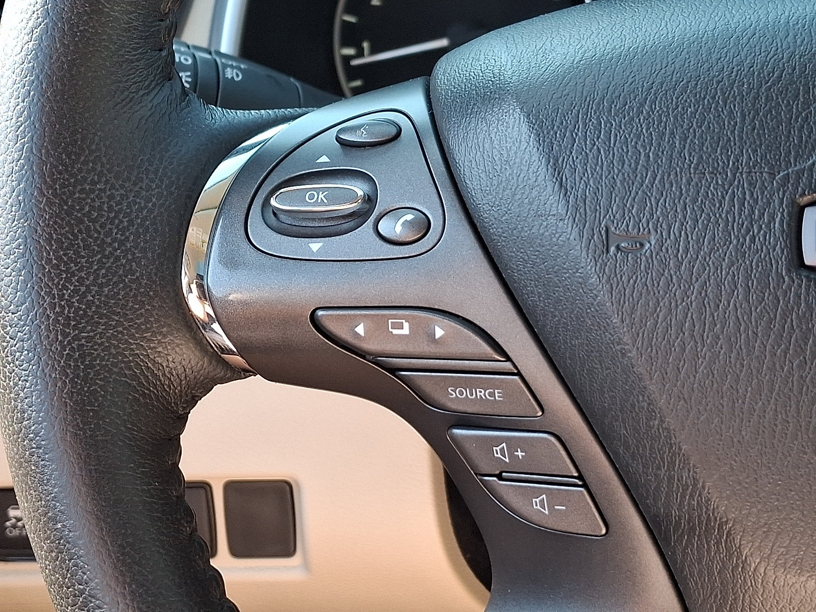 Used 2023 Nissan Murano SL w/ SL Moonroof Package AWD/4WD image 22