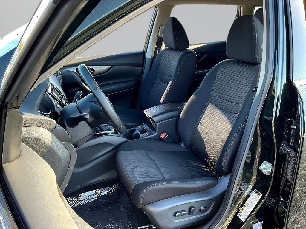 Used 2020 Nissan Rogue SV AWD/4WD image 23