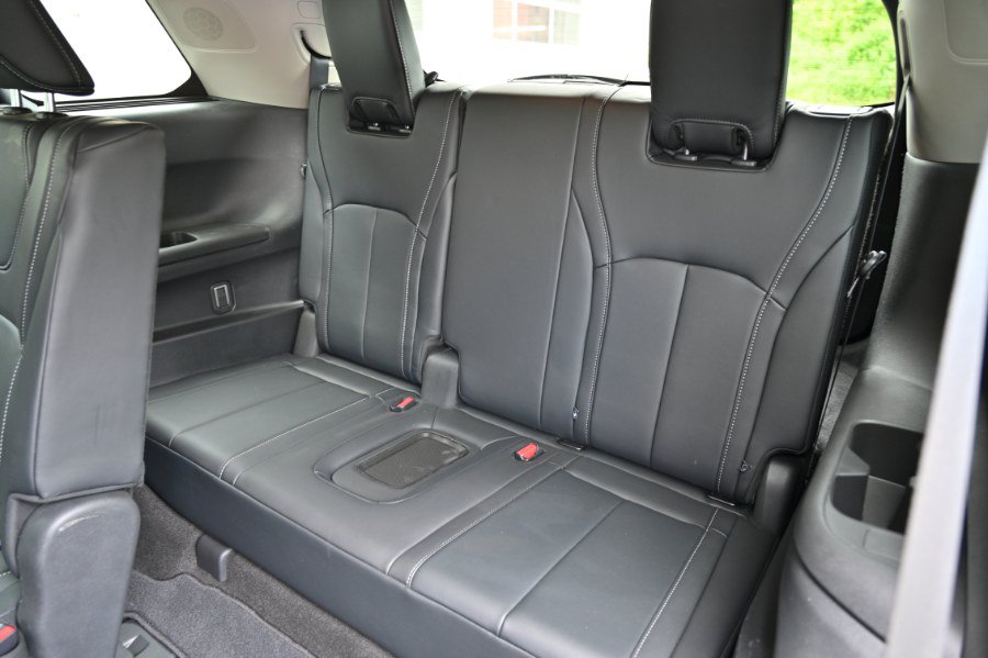 Used 2023 INFINITI QX60 Pure AWD/4WD image 18