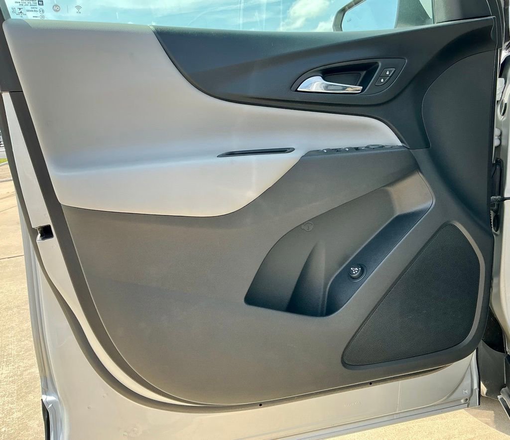 Used 2021 Chevrolet Equinox LT FWD image 43