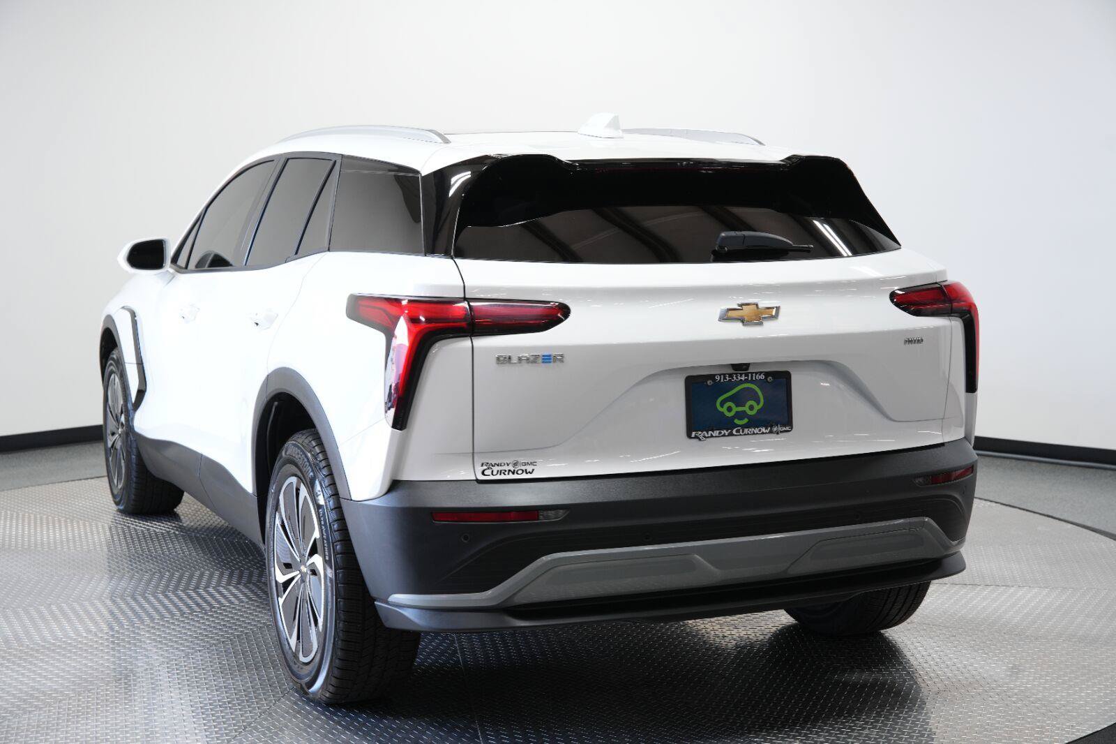 Certified 2024 Chevrolet Blazer EV LT AWD/4WD image 6