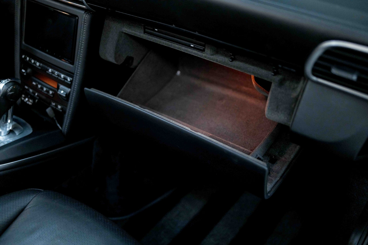 Used 2011 Porsche 911 Turbo S image 47