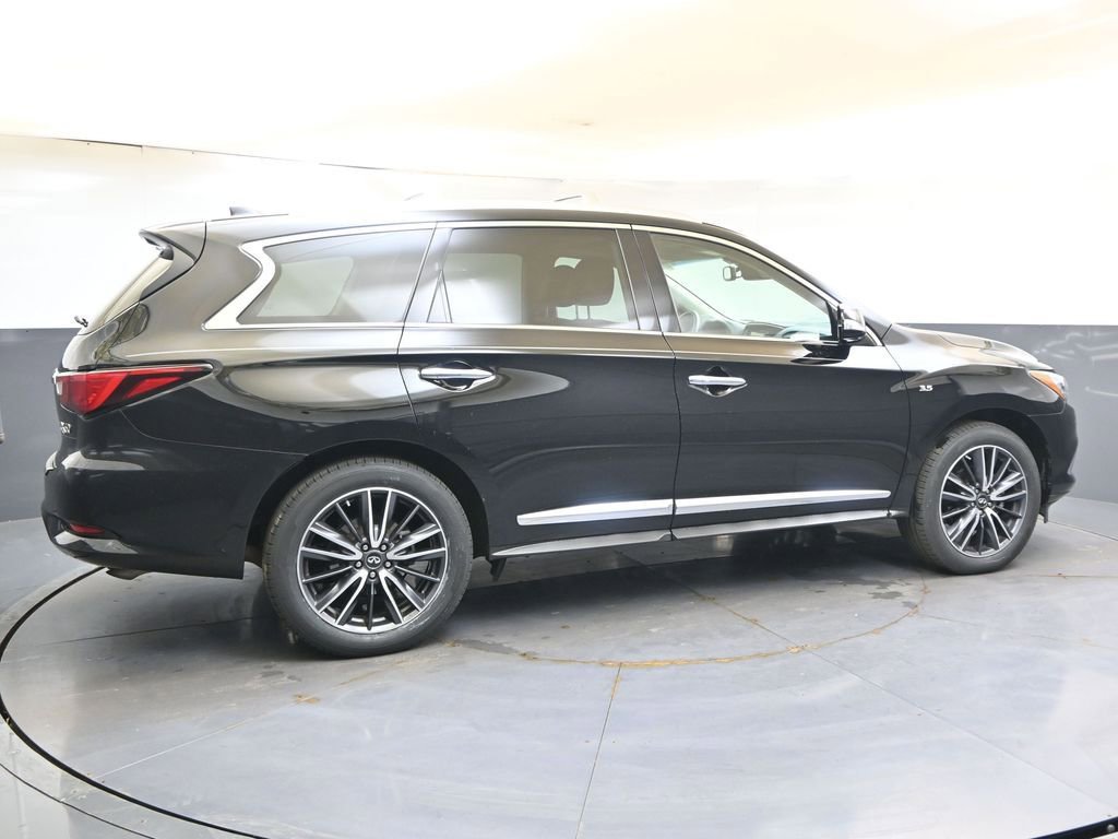 Used 2016 INFINITI QX60 Luxe w/ Deluxe Technology Package AWD/4WD image 6
