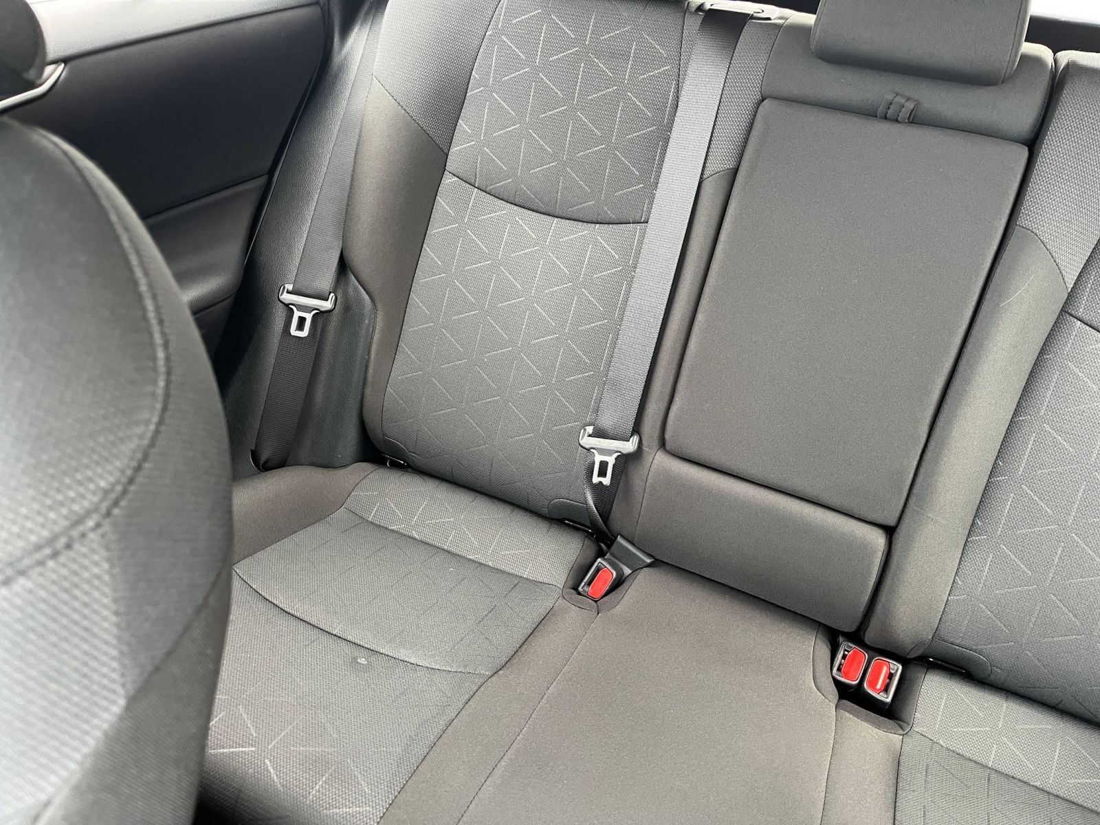 Used 2025 Toyota RAV4 XLE w/ Convenience Package AWD/4WD image 36