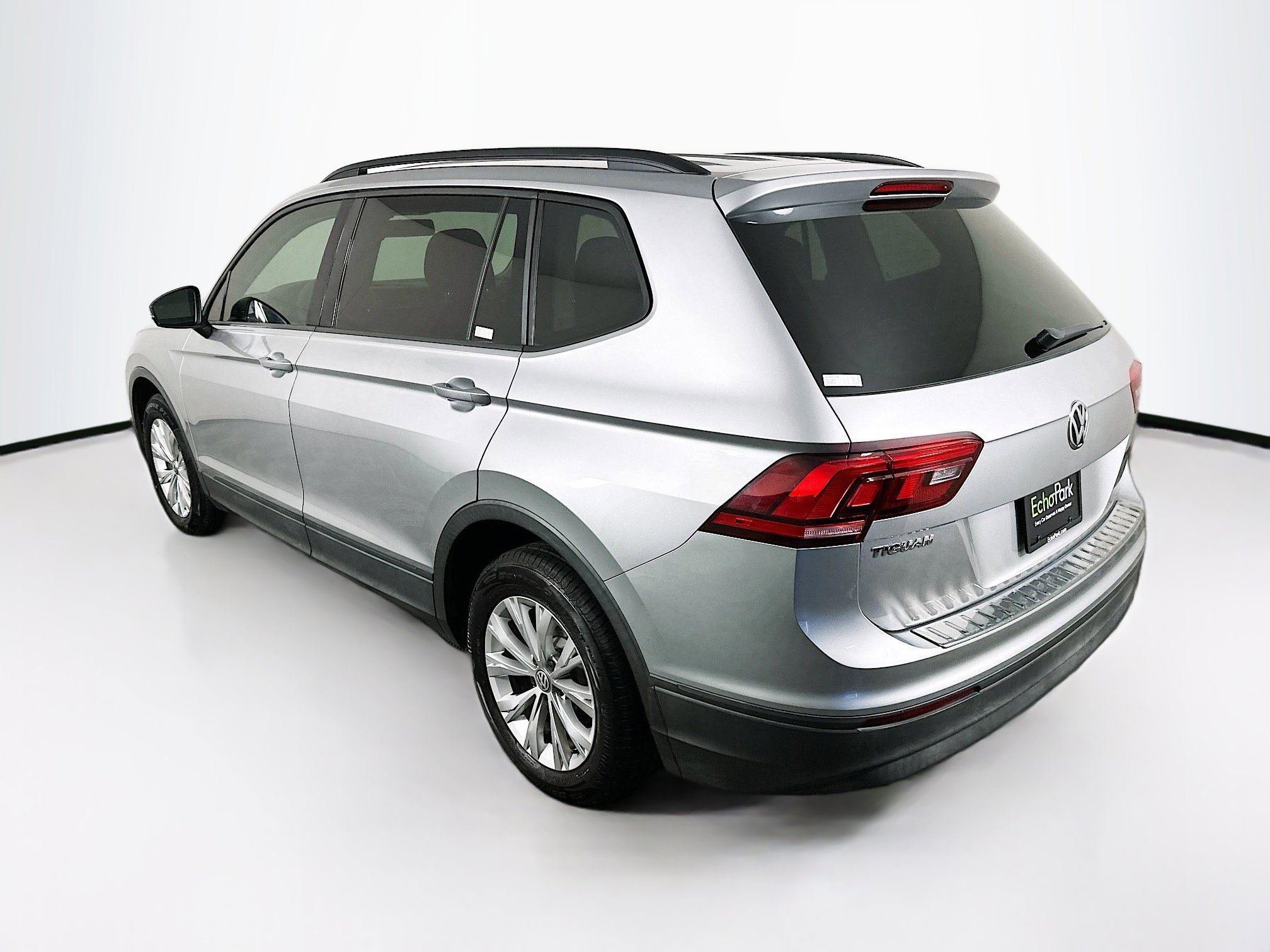 Used 2019 Volkswagen Tiguan S w/ Driver Assistance Package image 5
