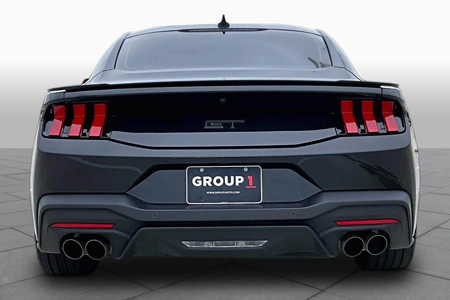 Used 2025 Ford Mustang GT Premium RWD image 4