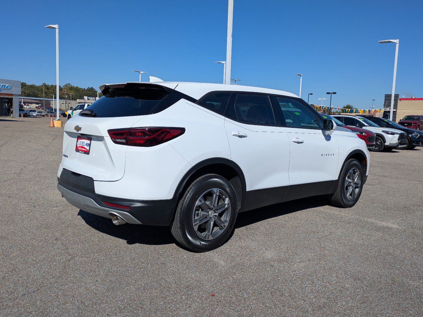 Used 2023 Chevrolet Blazer LT FWD image 7