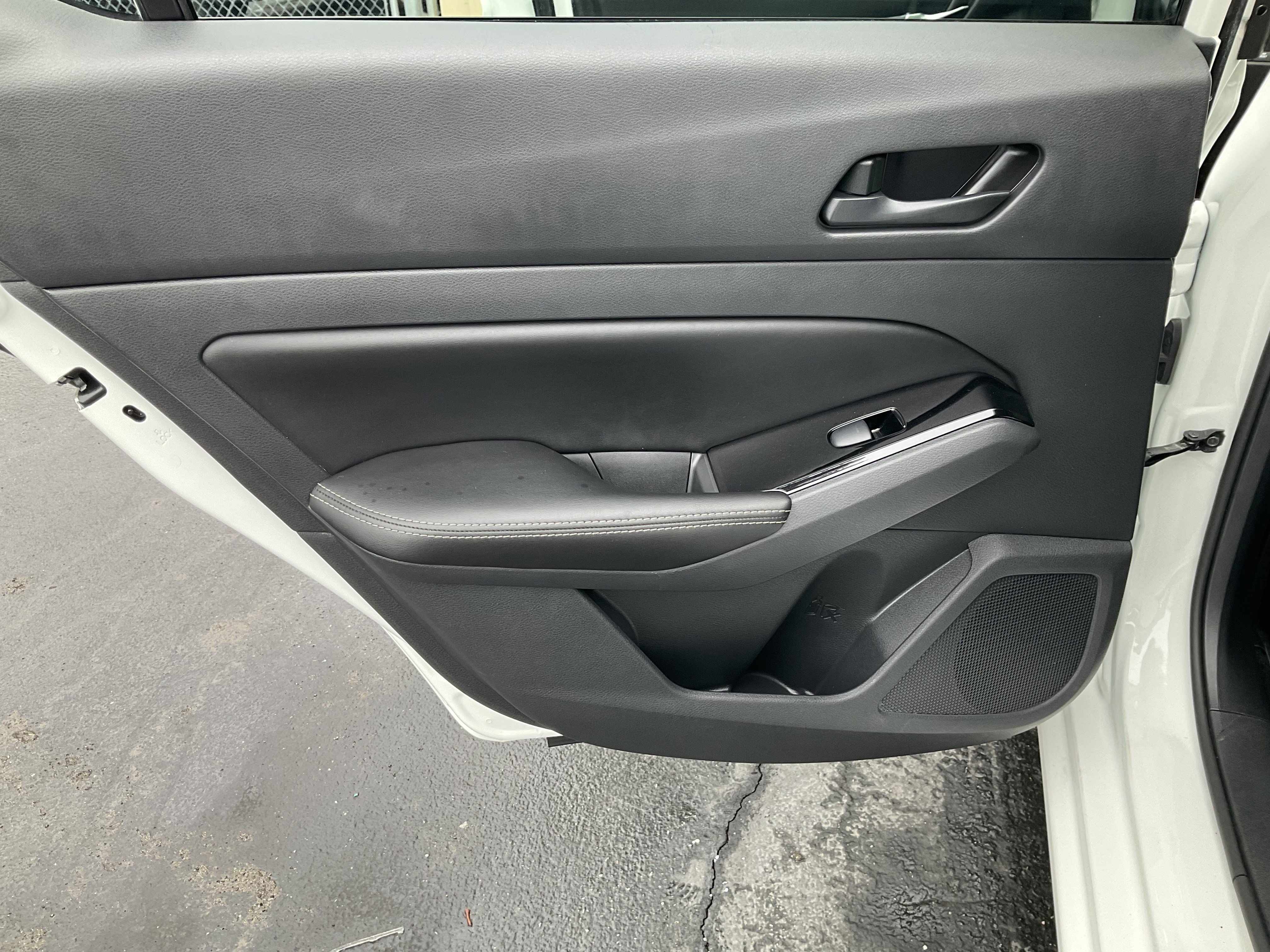 Used 2023 Nissan Altima 2.5 SV w/ SV Premium Package image 34