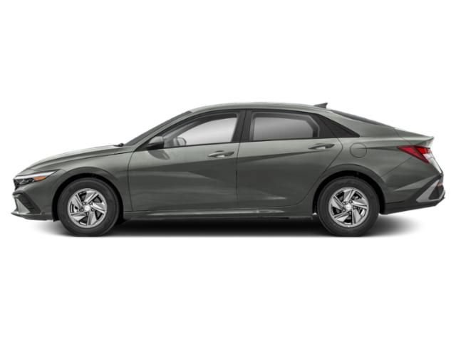 New 2026 Hyundai Elantra SE FWD image 2