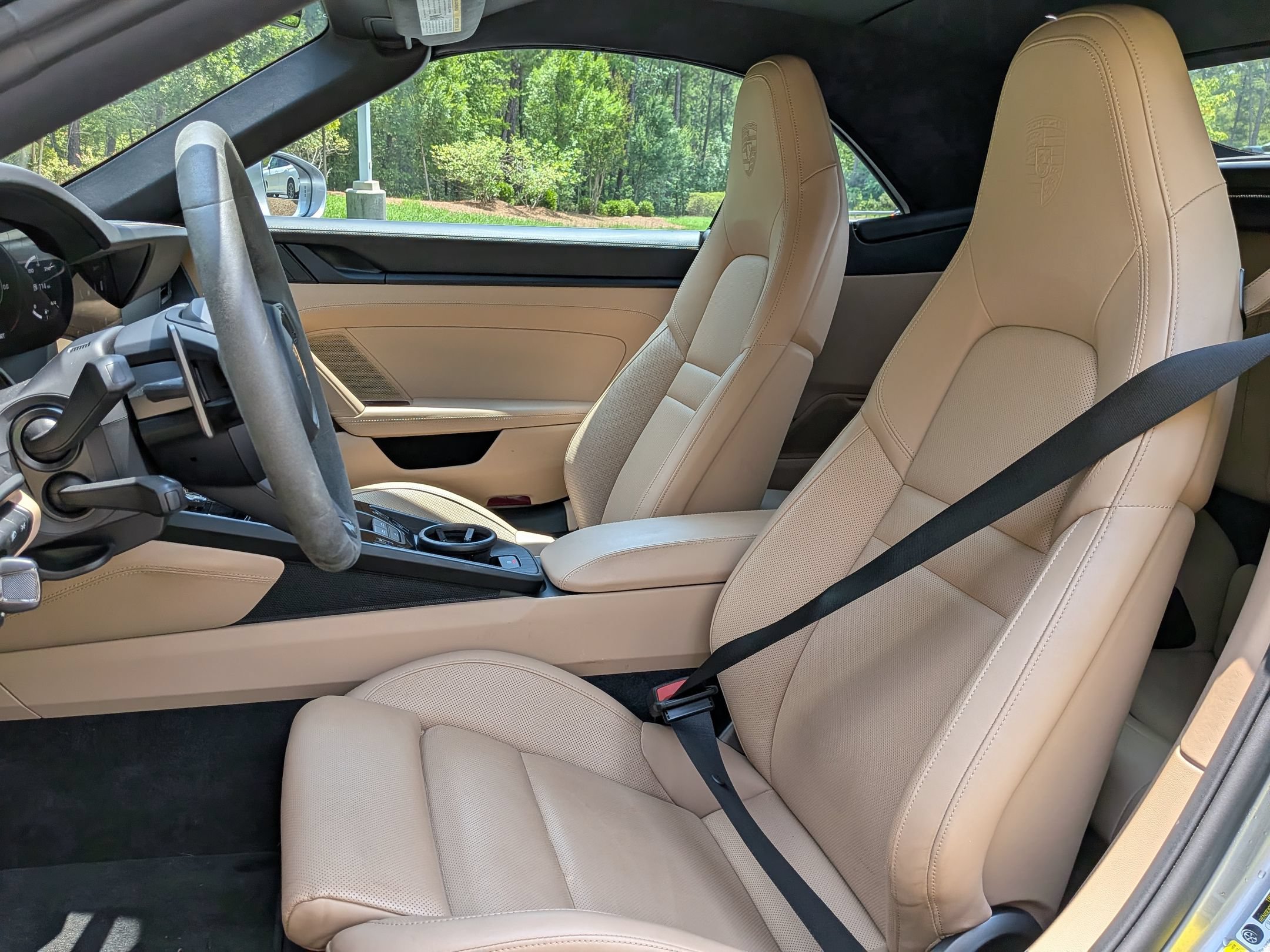 Certified 2023 Porsche 911 Carrera 4 GTS AWD/4WD image 5