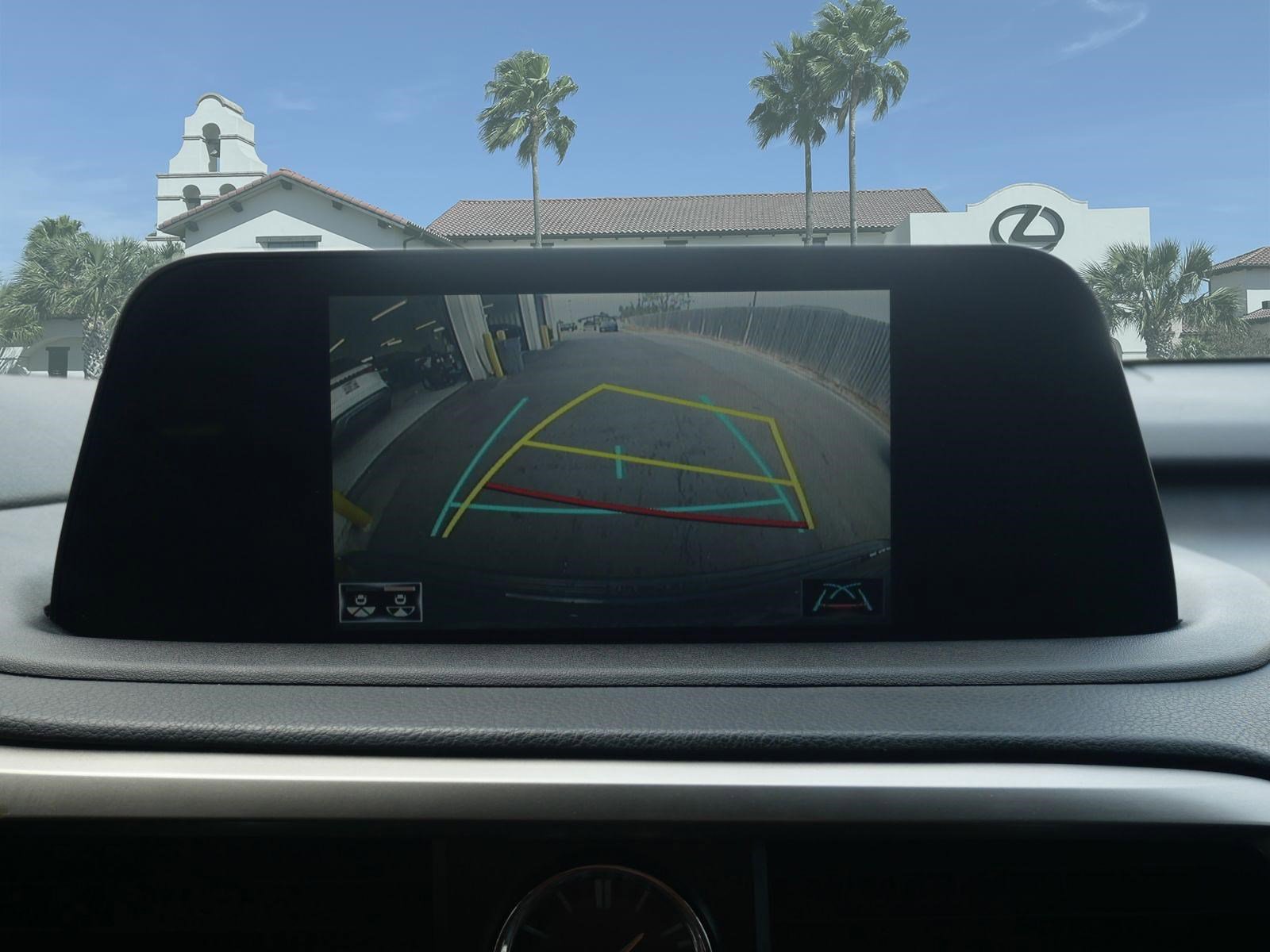 Used 2022 Lexus RX 350 FWD w/ Premium Package image 16