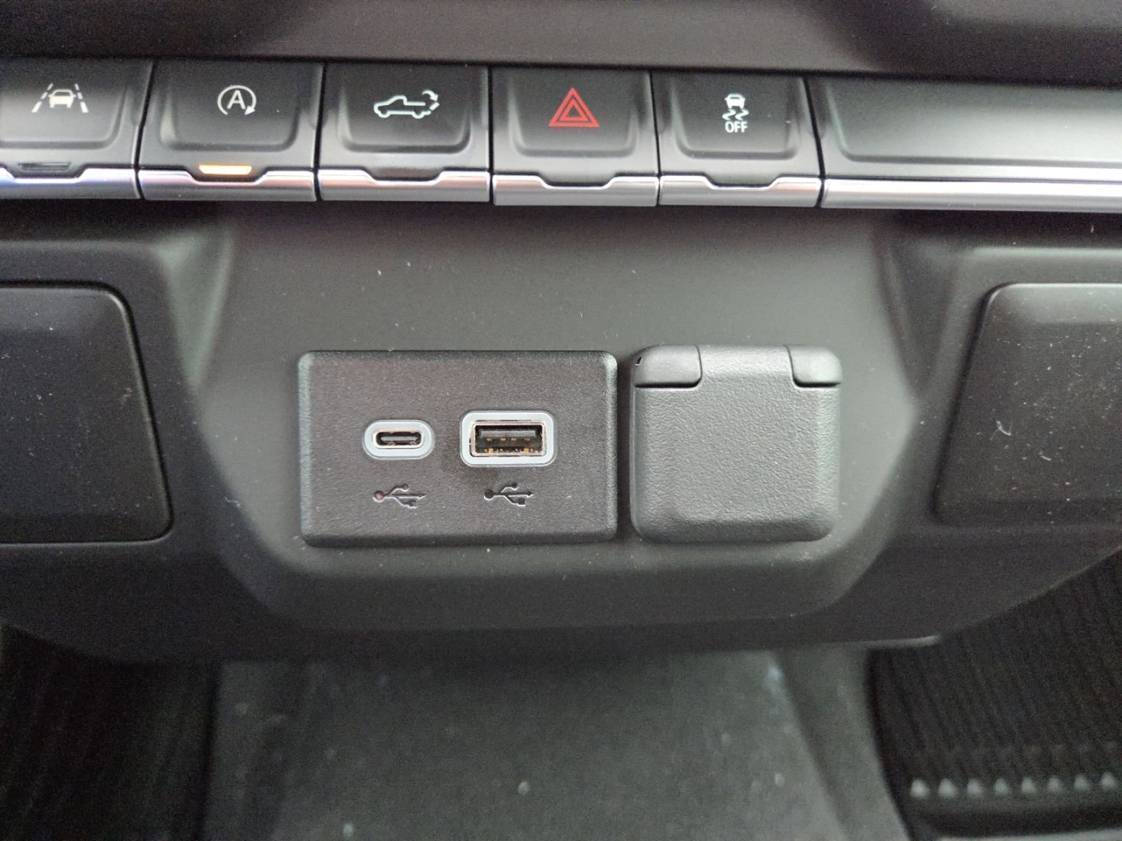 New 2026 GMC Sierra 1500 Pro w/ Graphite Edition image 10