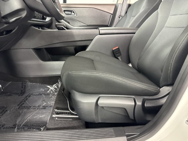 Used 2023 Nissan Rogue S FWD image 21