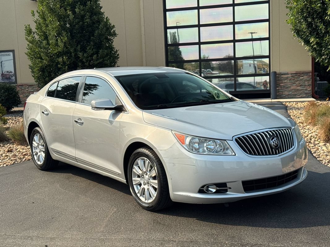 Used 2013 Buick LaCrosse Leather FWD image 24