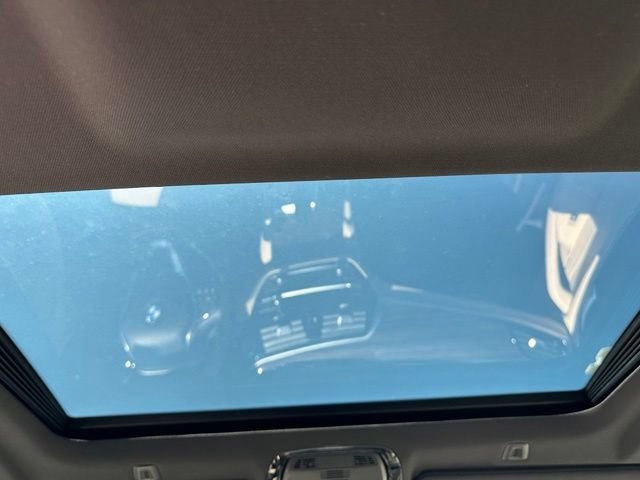 Used 2023 BMW 530i xDrive w/ Convenience Package AWD/4WD image 17