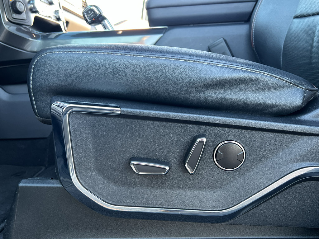 Used 2023 Ford F150 Lariat w/ Equipment Group 502A High image 19