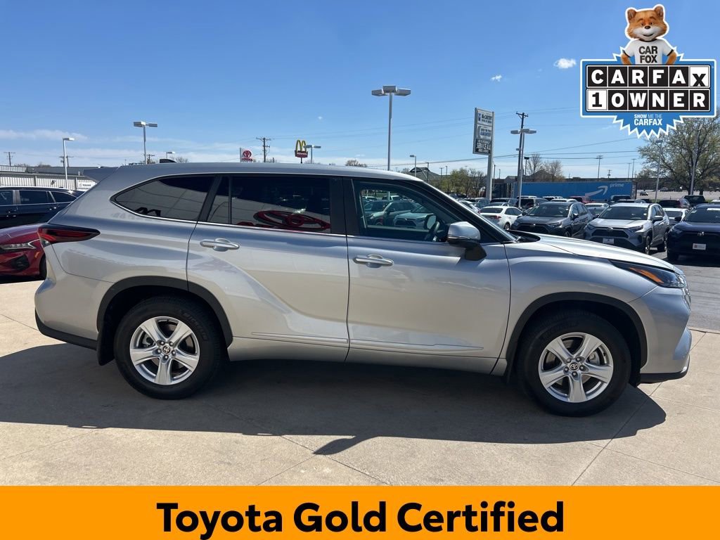 Certified 2025 Toyota Highlander LE AWD/4WD image 5