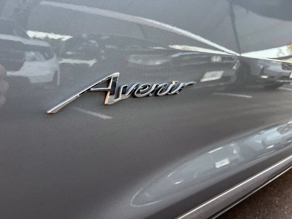 Used 2025 Buick Enclave Avenir w/ Super Cruise Package FWD image 13