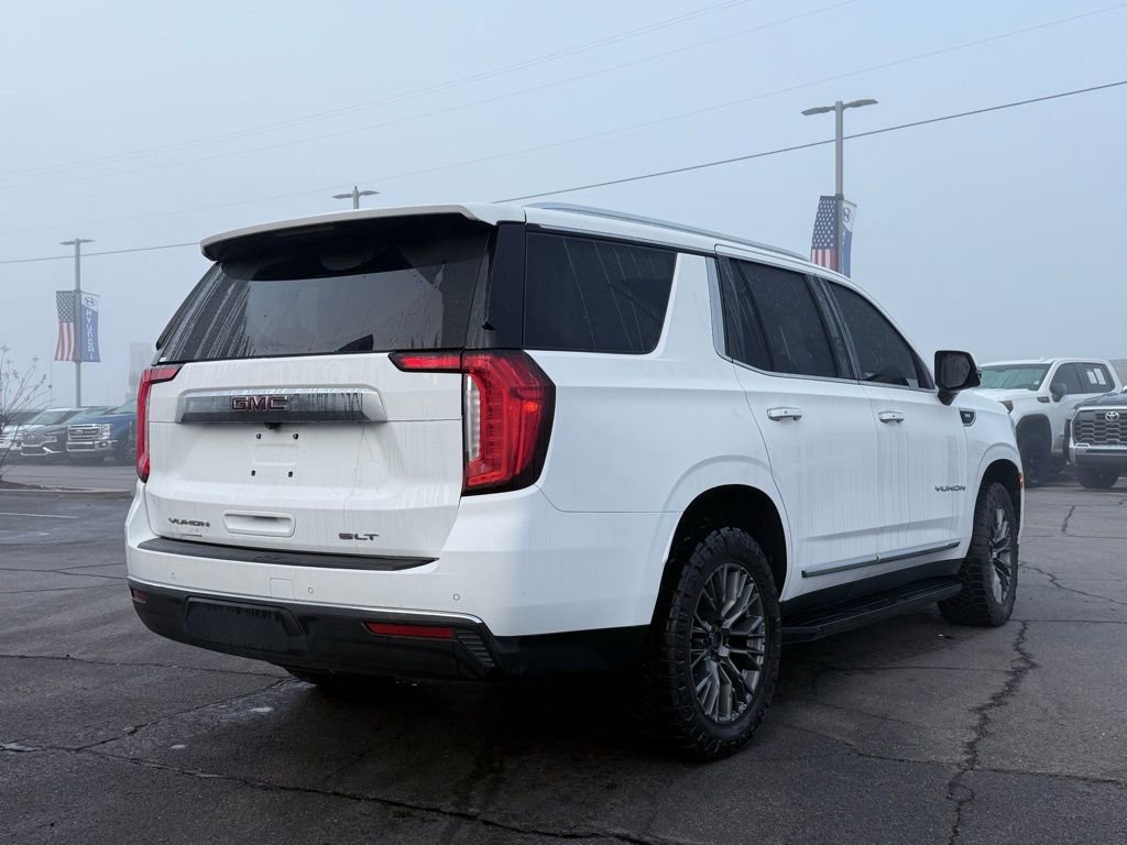 Used 2022 GMC Yukon SLT w/ SLT Premium Package image 7