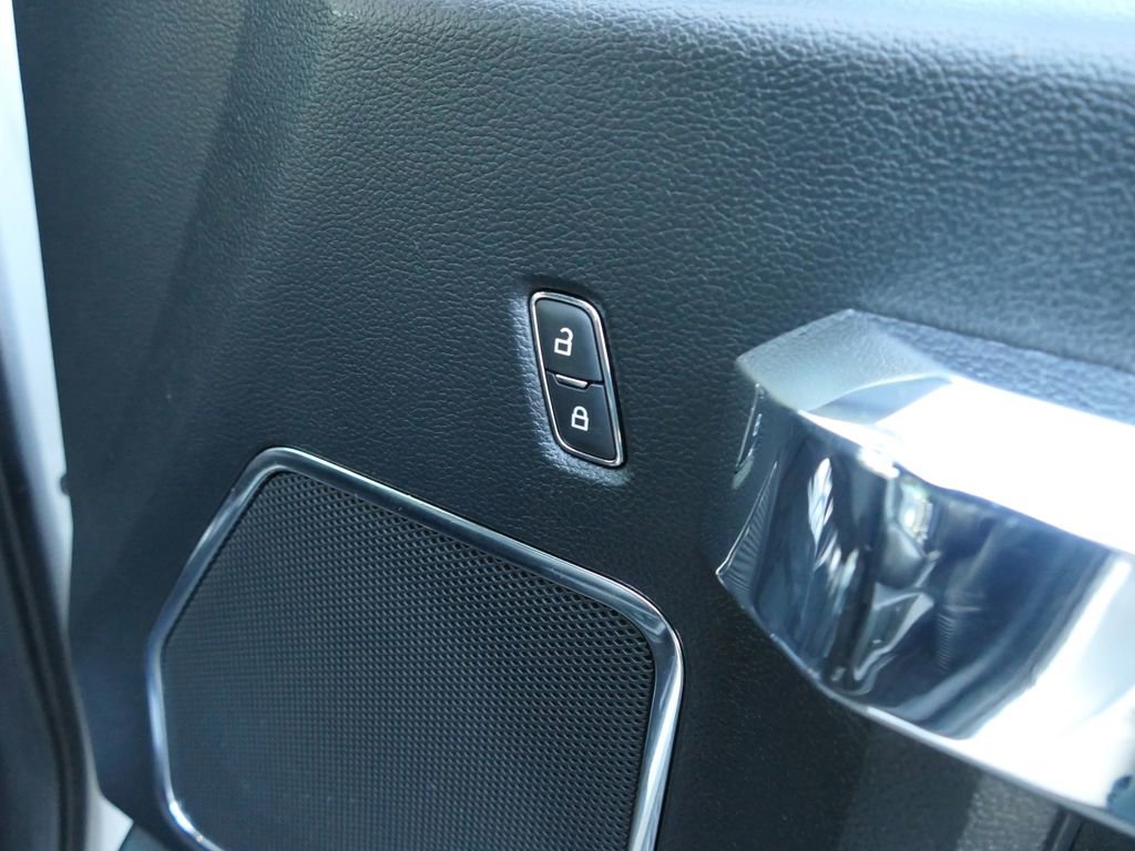 Used 2019 Ford F150 Lariat image 28