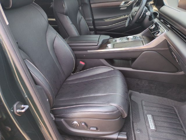 Certified 2023 Genesis GV80 2.5T w/ Prestige Package AWD/4WD image 18