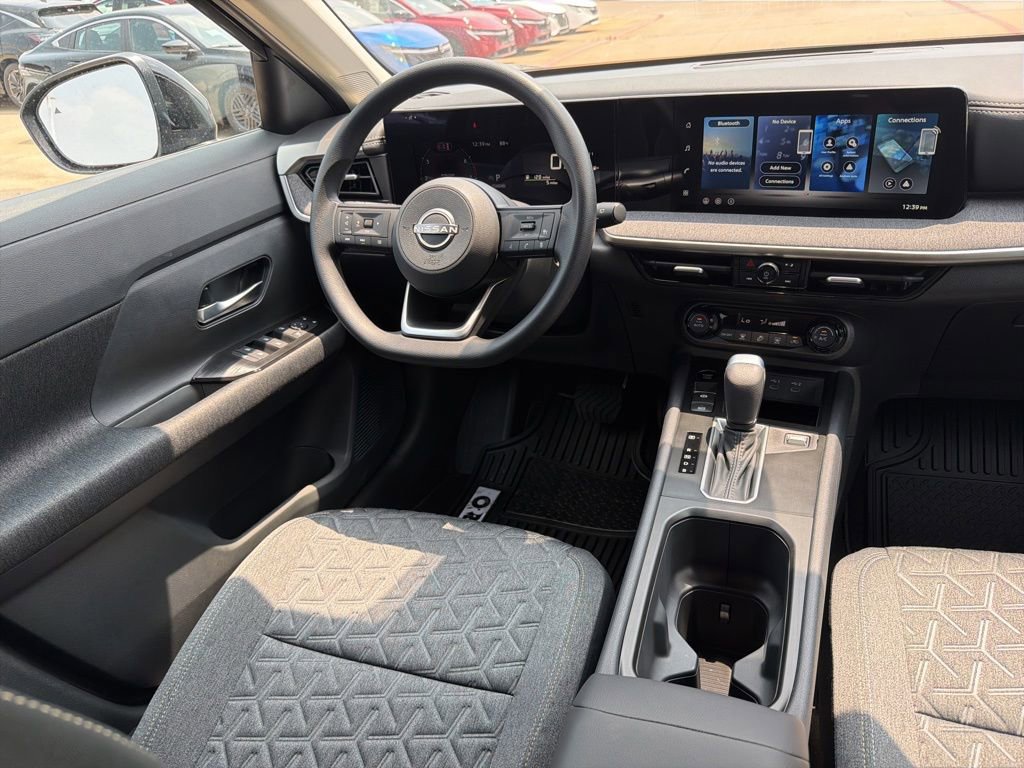 New 2026 Nissan Kicks SV FWD image 19