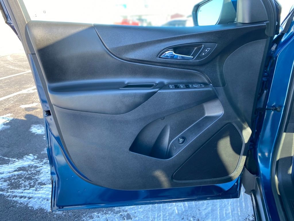 Used 2020 Chevrolet Equinox LT image 19