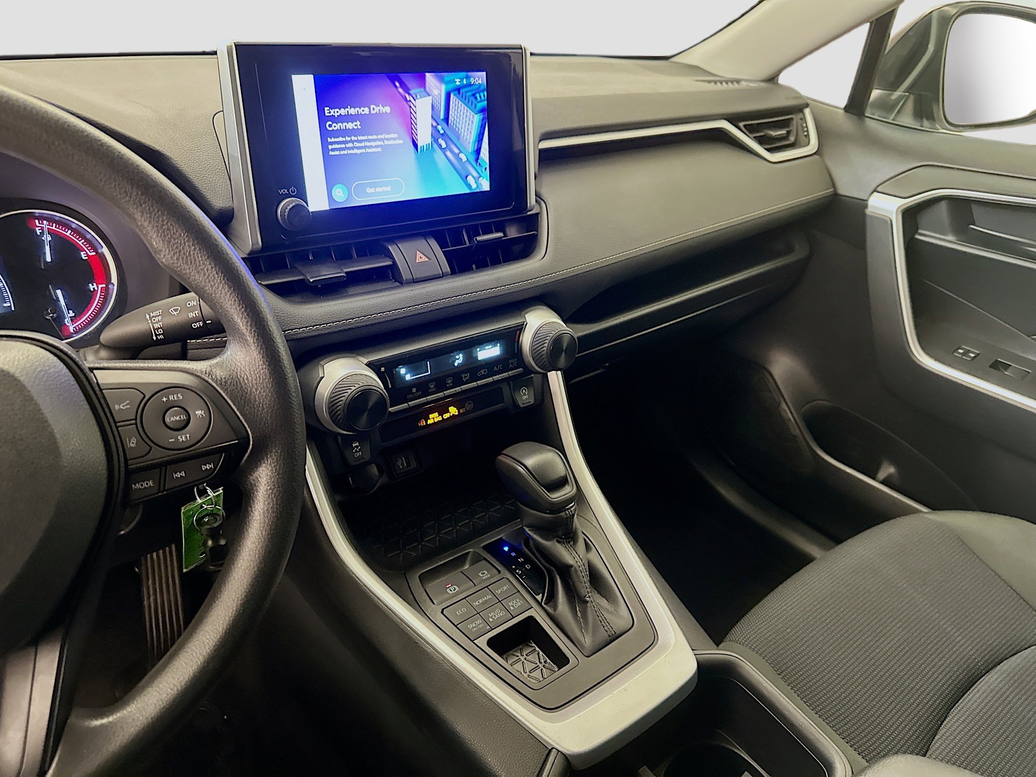 Used 2024 Toyota RAV4 LE image 26