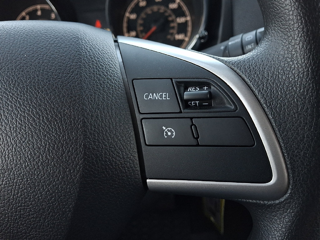 Used 2021 Mitsubishi Outlander Sport ES FWD image 22