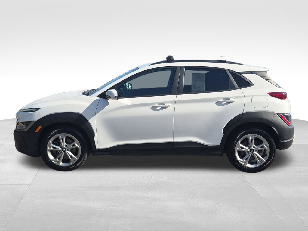 Used 2022 Hyundai Kona SEL w/ Cargo Package AWD/4WD image 12