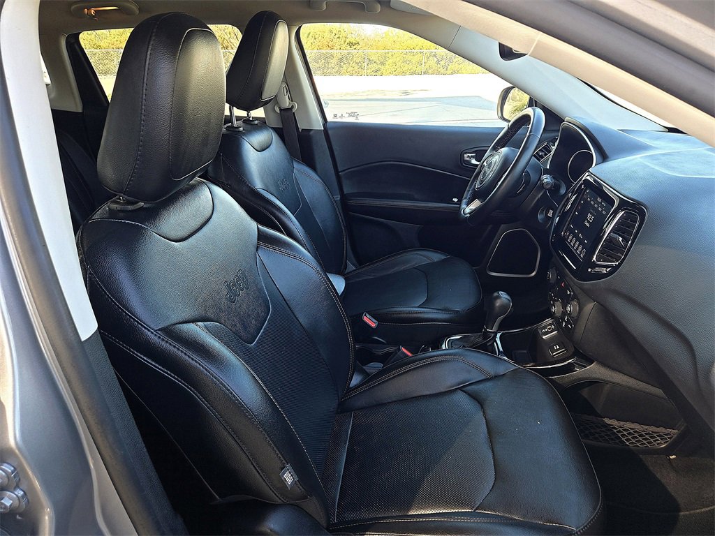 Used 2020 Jeep Compass Limited image 27