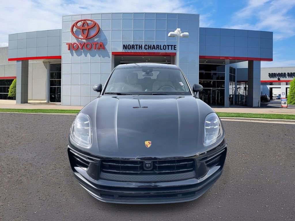 Used 2022 Porsche Macan S image 2