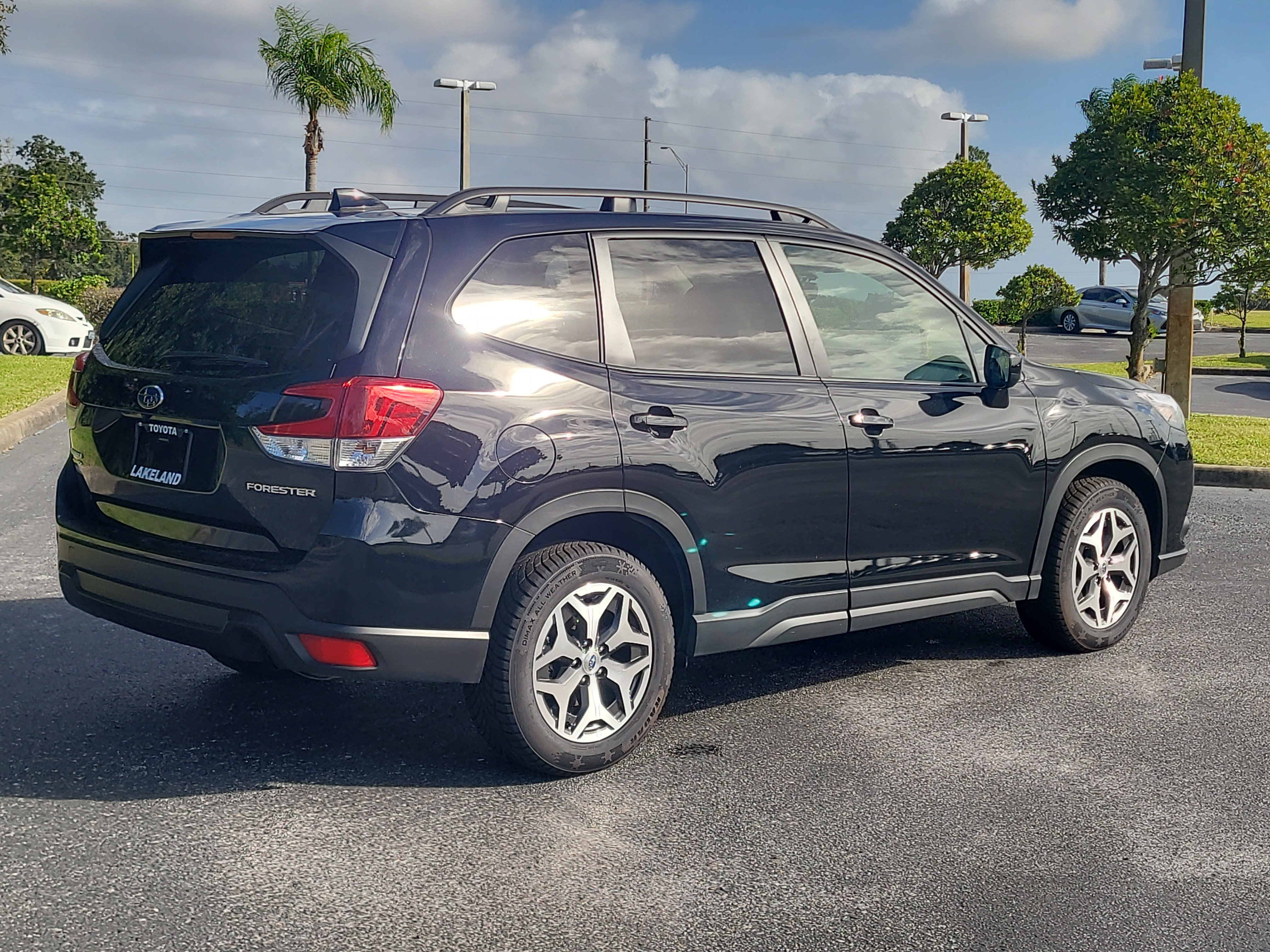 Used 2024 Subaru Forester Premium AWD/4WD image 7