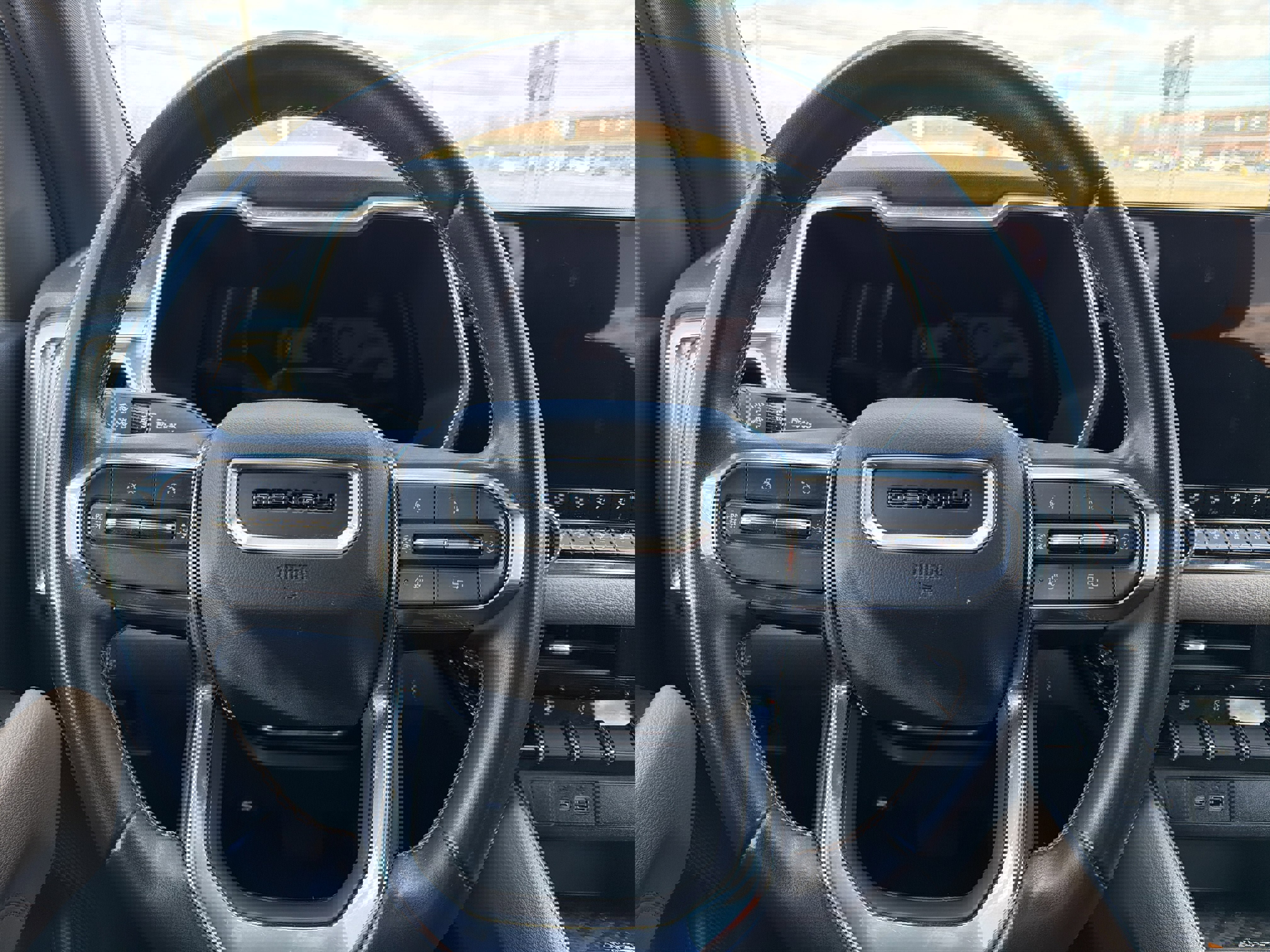 Used 2023 GMC Canyon Denali image 13