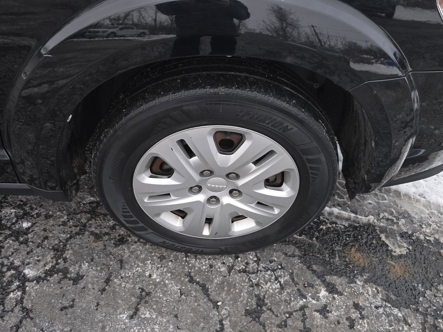 Used 2015 Dodge Journey American Value Package w/ Flexible Seating Group image 39