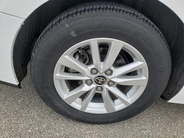 Used 2025 Toyota Camry LE FWD image 27