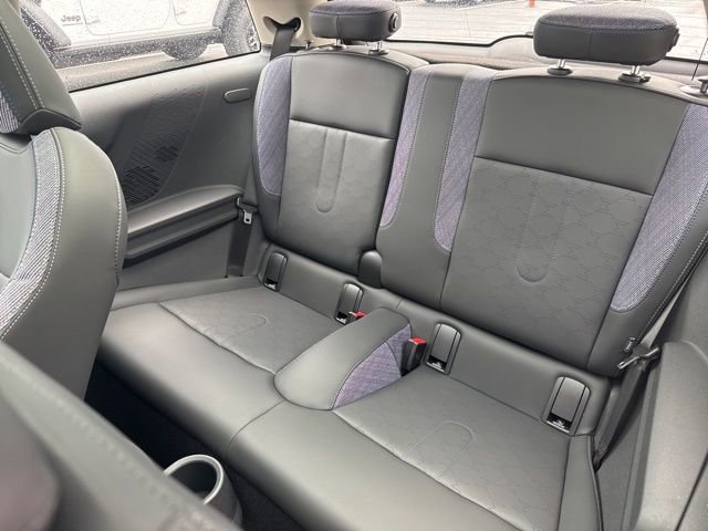 Used 2025 MINI Cooper 2-Door Hardtop image 28