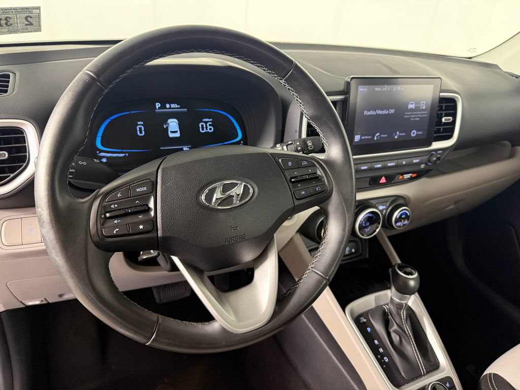 Certified 2026 Hyundai Venue SEL FWD image 26