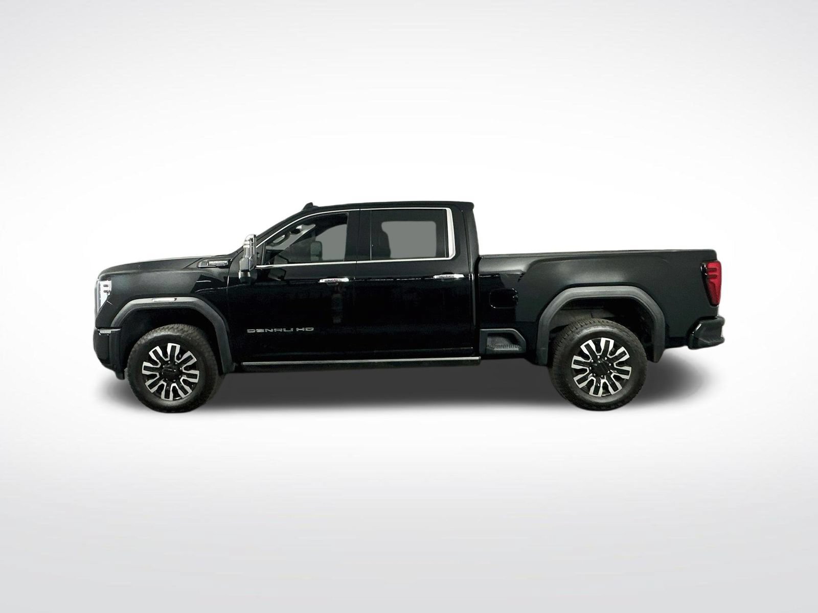 Used 2024 GMC Sierra 3500 Denali Ultimate AWD/4WD image 5