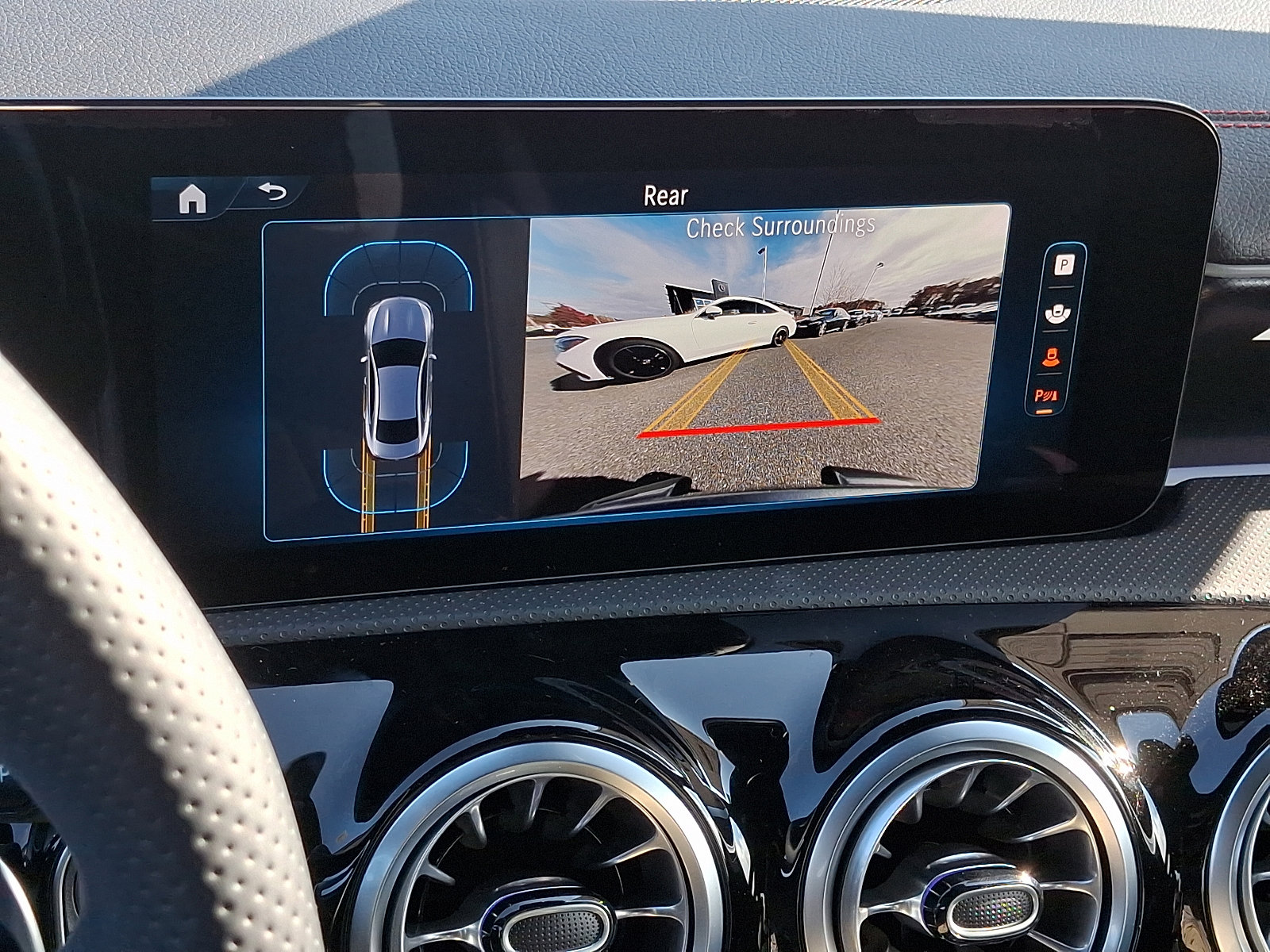 New 2025 Mercedes-Benz CLA 35 AMG 4MATIC image 13