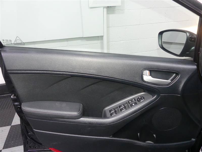 Used 2017 Kia Forte LX FWD image 16